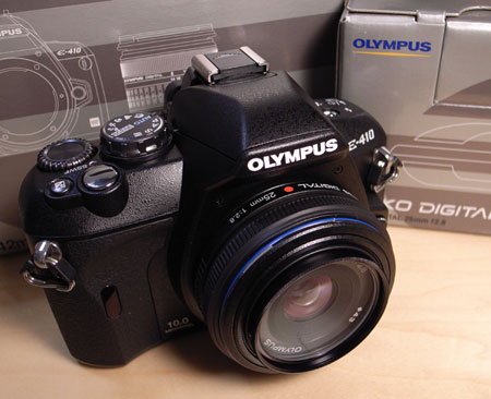 E-410_Zuiko25mm.jpg